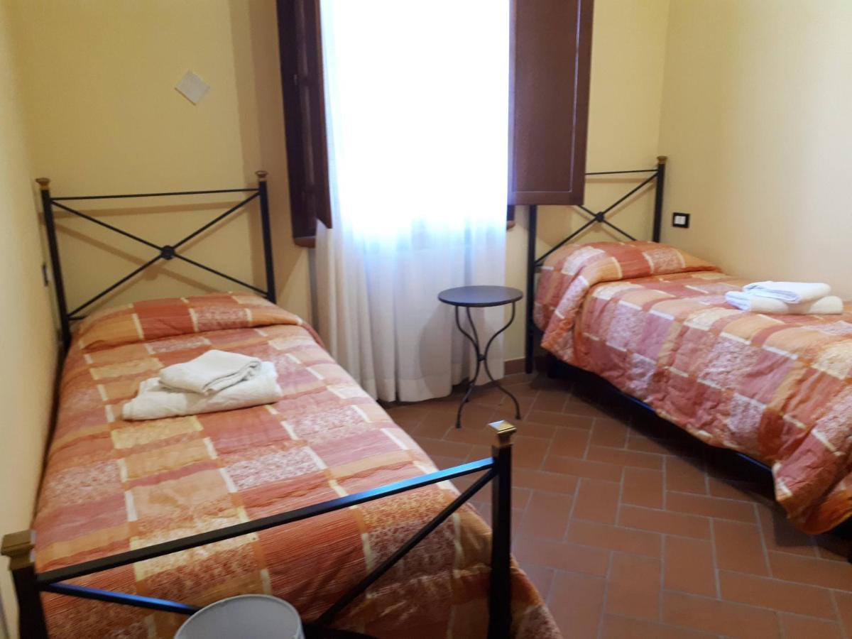 Agriturismo Montemari Villa Palaia Eksteriør bilde