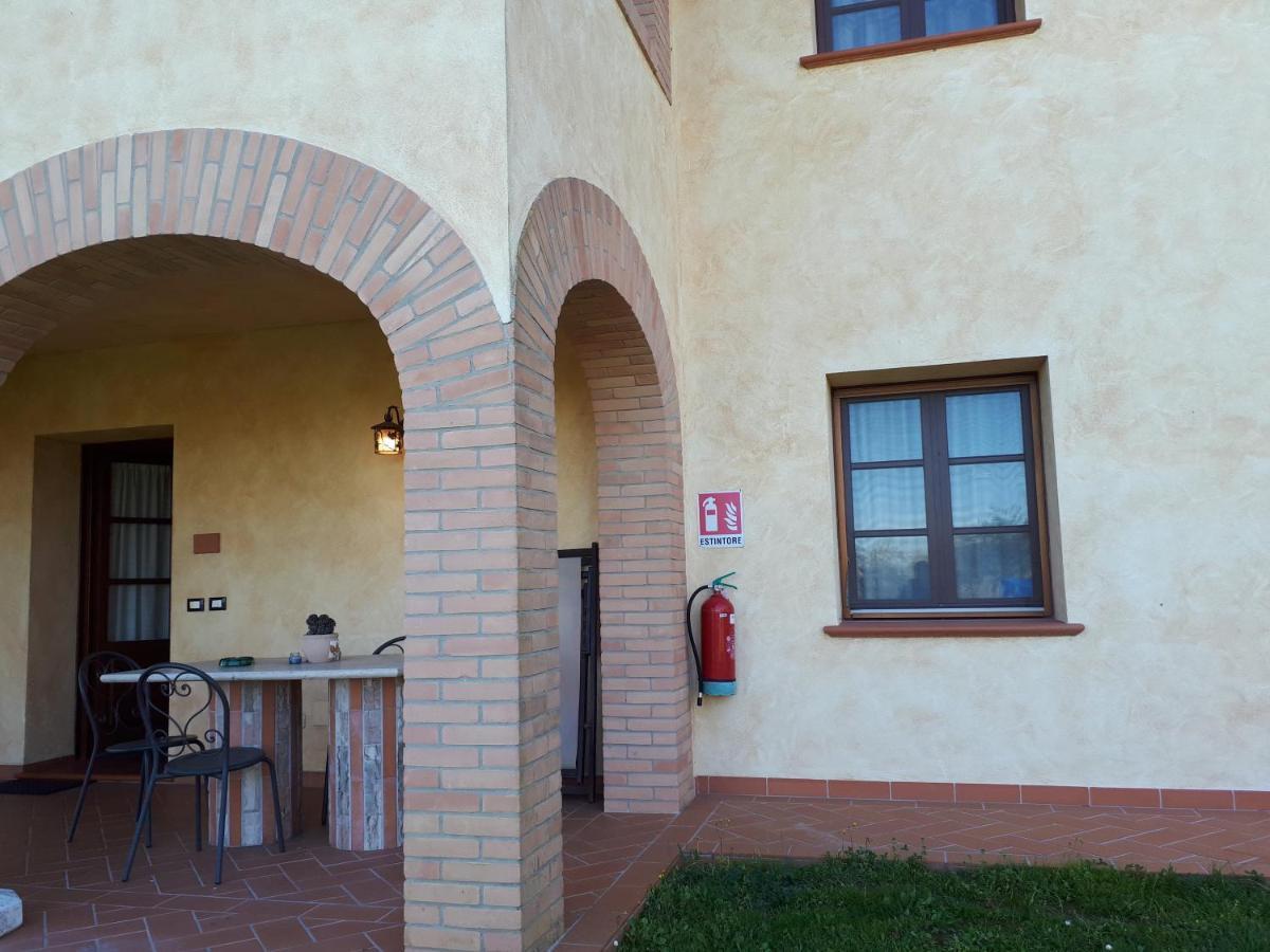 Agriturismo Montemari Villa Palaia Eksteriør bilde
